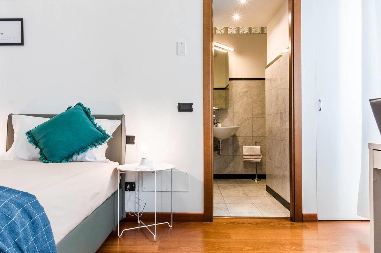 Hintown Duomo Via Baracchini Appartement Milaan Buitenkant foto